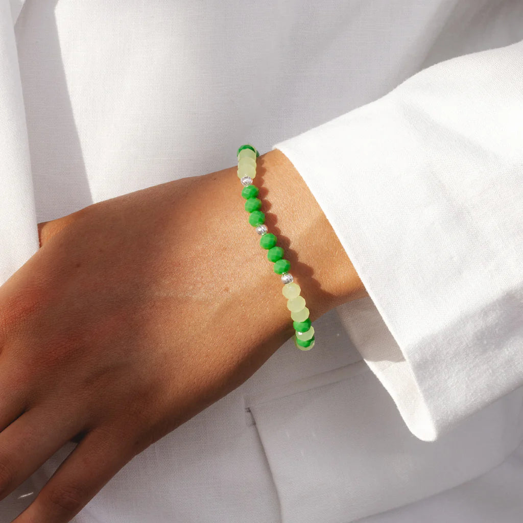Braccialetto con affermazione in cristallo verde